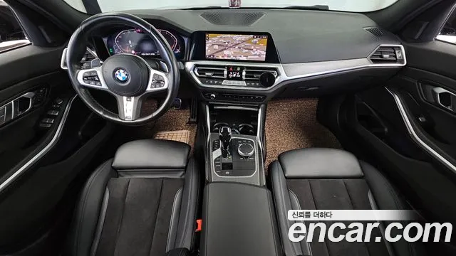 BMW 3-Series 2021 thumb 7