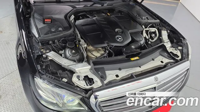 Mercedes-Benz E-Класс 2019 thumb 6