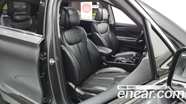 Hyundai Santa Fe 2019 thumb 10