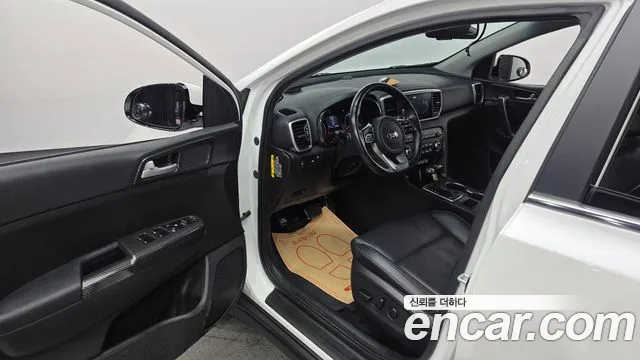 Kia Sportage 2018 thumb 10