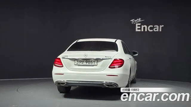 Mercedes-Benz E-Класс 2018 thumb 4