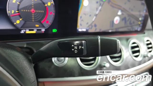 Mercedes-Benz E-Класс 2018 thumb 9
