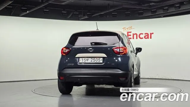 Renault-KoreaSamsung Captur 2015 thumb 4