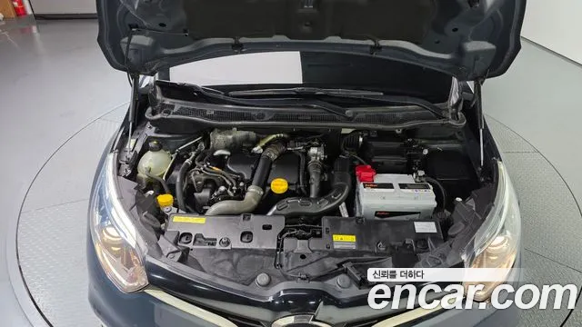 Renault-KoreaSamsung Captur 2015 thumb 6