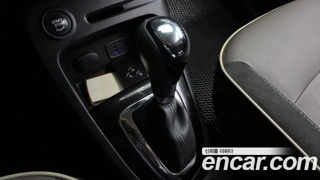 Renault-KoreaSamsung Captur 2015 thumb 9