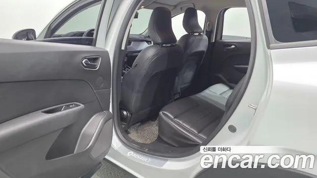 Renault-KoreaSamsung Arkana 2021 thumb 12