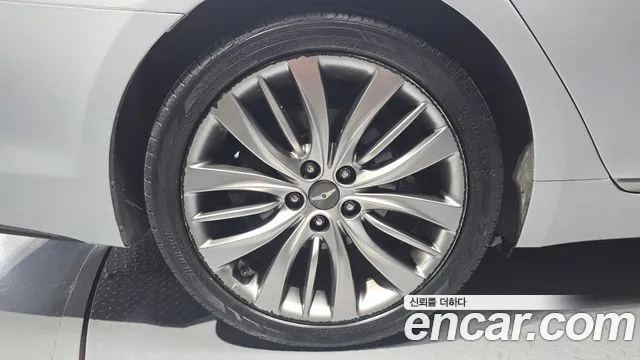 Hyundai Genesis 2016 thumb 5