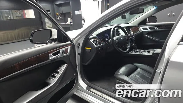 Hyundai Genesis 2016 thumb 10