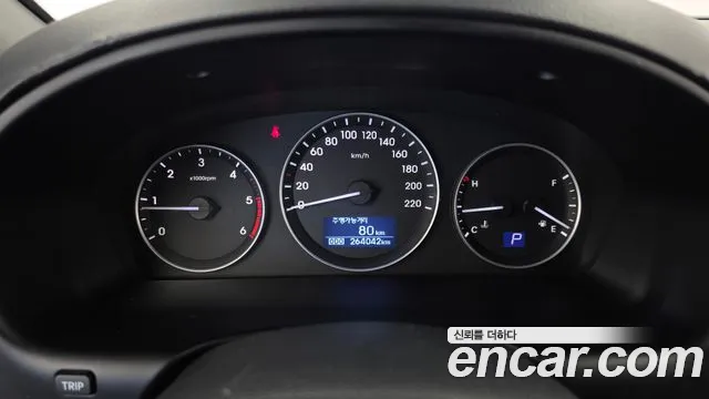 Hyundai Starex 2019 thumb 8