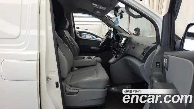 Hyundai Starex 2019 thumb 11