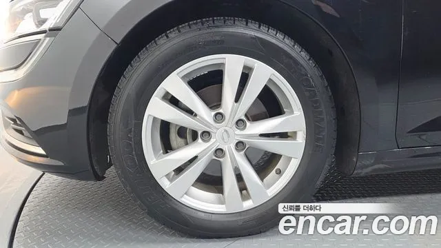 Renault-KoreaSamsung Megane 2019 thumb 4