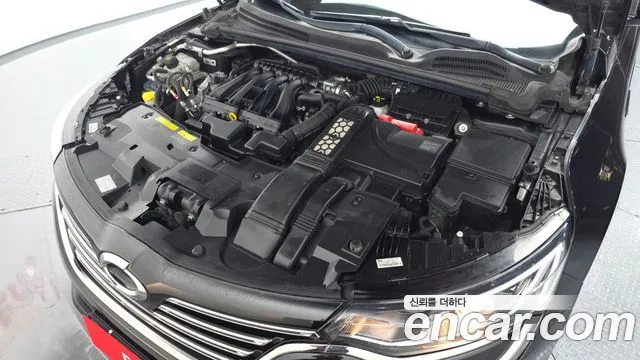 Renault-KoreaSamsung Megane 2019 thumb 5