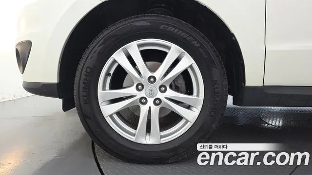 Hyundai Santa Fe 2010 thumb 5