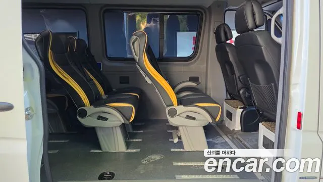 Mercedes-Benz Sprinter 2017 thumb 12