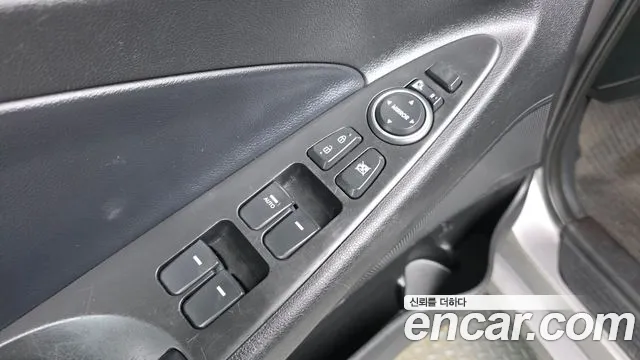 Hyundai Sonata 2013 thumb 12