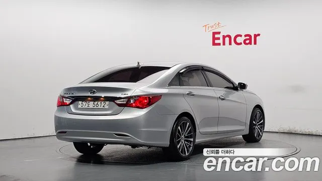 Hyundai Sonata 2010 thumb 2