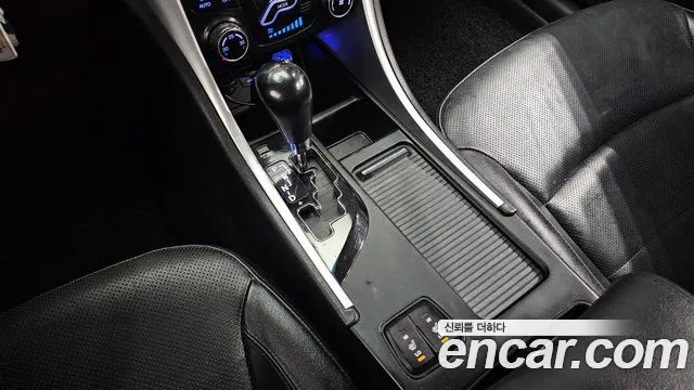 Hyundai Sonata 2010 thumb 9