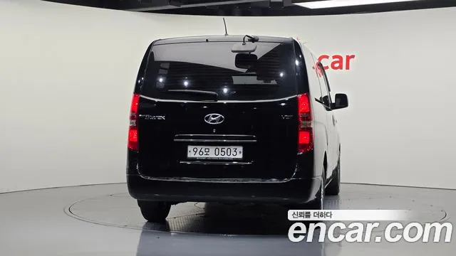 Hyundai Starex 2017 thumb 4