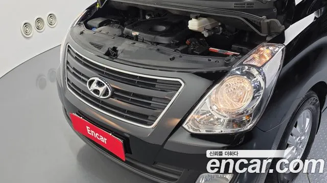 Hyundai Starex 2017 thumb 6
