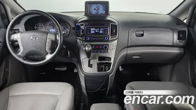 Hyundai Starex 2017 thumb 7