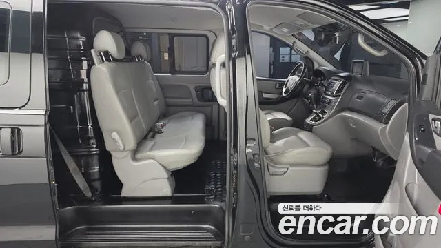 Hyundai Starex 2017 thumb 11