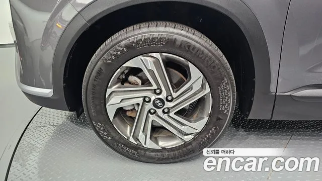 Hyundai Santa Fe 2021 thumb 4