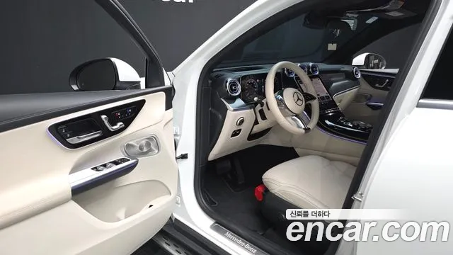 Mercedes-Benz GLC 2025 thumb 10