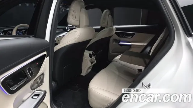 Mercedes-Benz GLC 2025 thumb 12