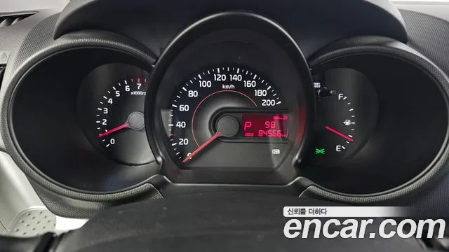 Kia Ray 2015 thumb 8