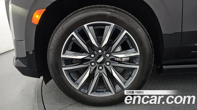 Cadillac Escalade 2023 thumb 5