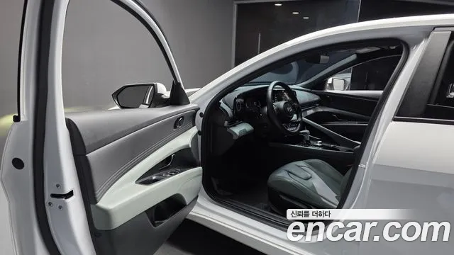 Hyundai Avante 2023 thumb 10