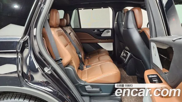 Lincoln Aviator 2021 thumb 12