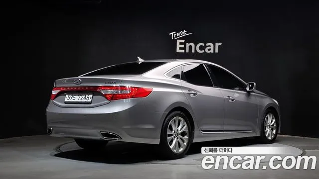 Hyundai Grandeur 2011 thumb 2