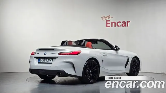 BMW Z4 2020 thumb 2
