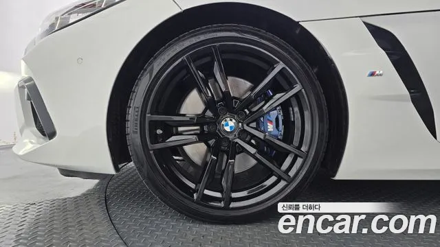 BMW Z4 2020 thumb 5