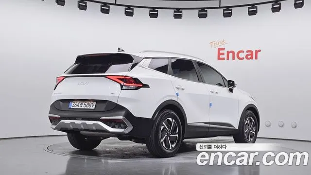 Kia Sportage 2023 thumb 2