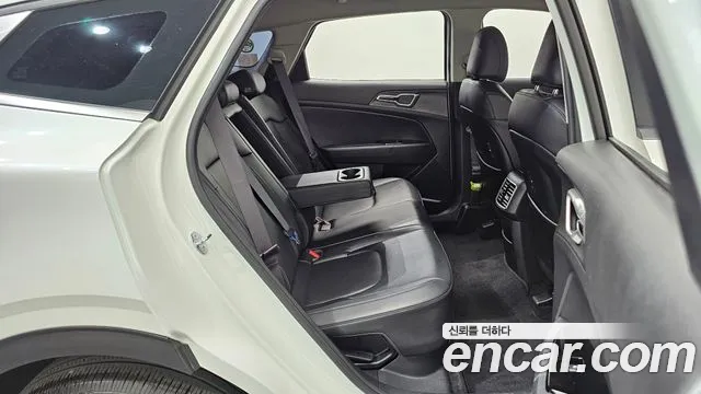 Kia Sportage 2023 thumb 11