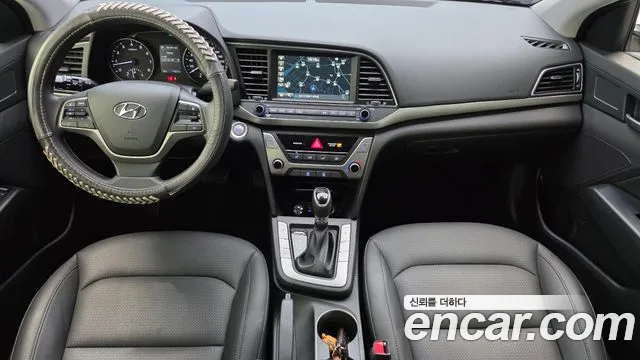 Hyundai Avante 2017 thumb 7