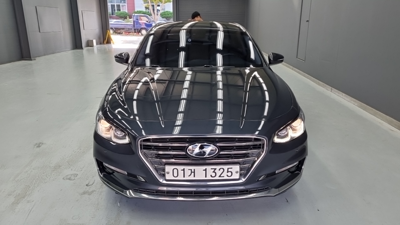 Hyundai Grandeur 2018 thumb 3