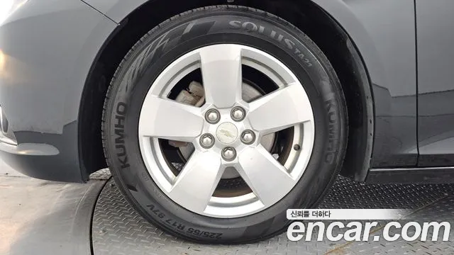 ChevroletGMDaewoo Malibu 2013 thumb 5