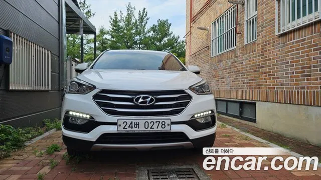 Hyundai Santa Fe 2016 thumb 3