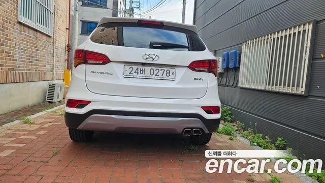 Hyundai Santa Fe 2016 thumb 4