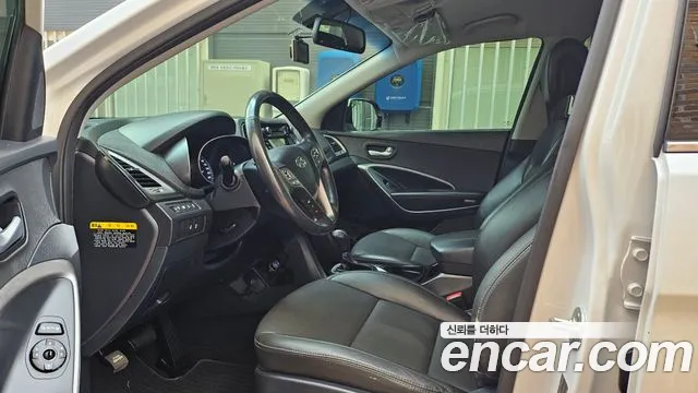Hyundai Santa Fe 2016 thumb 7