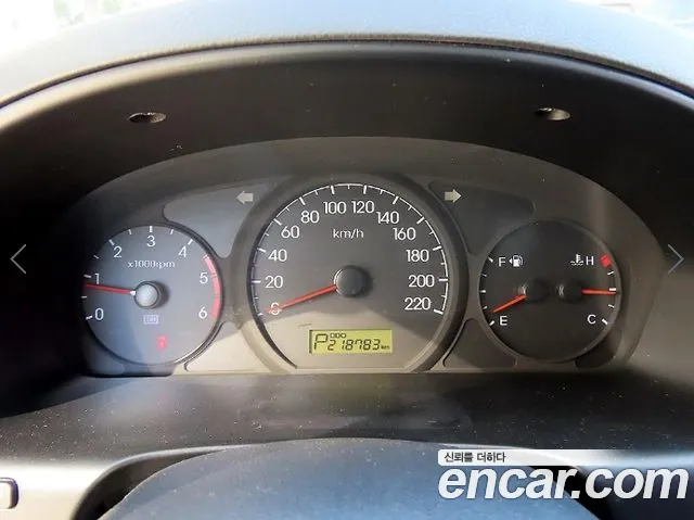 Hyundai Starex 2013 thumb 9