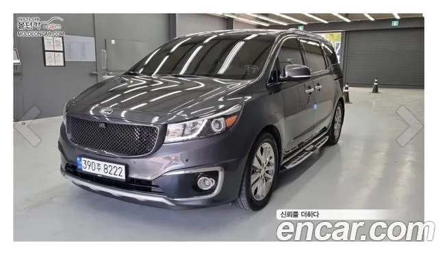 Kia Carnival 2015 thumb 11