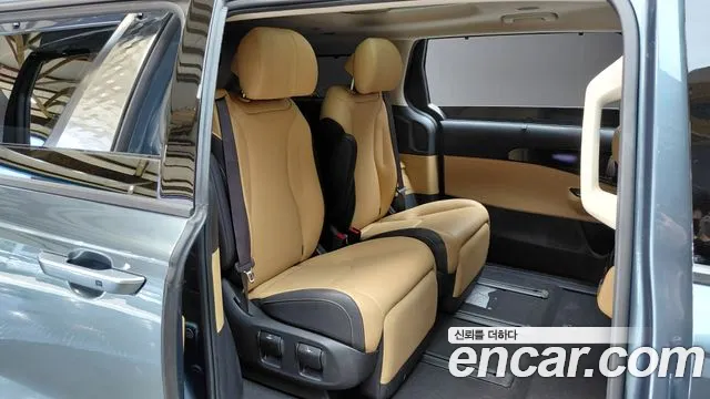 Kia Carnival 2022 thumb 11