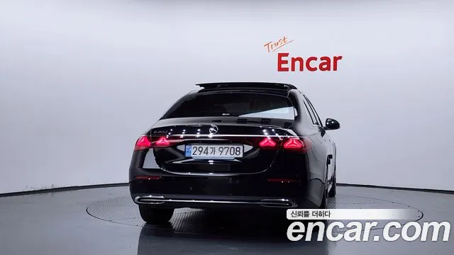 Mercedes-Benz E-Класс 2024 thumb 4
