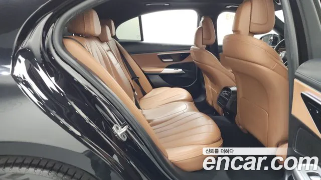 Mercedes-Benz E-Класс 2024 thumb 11