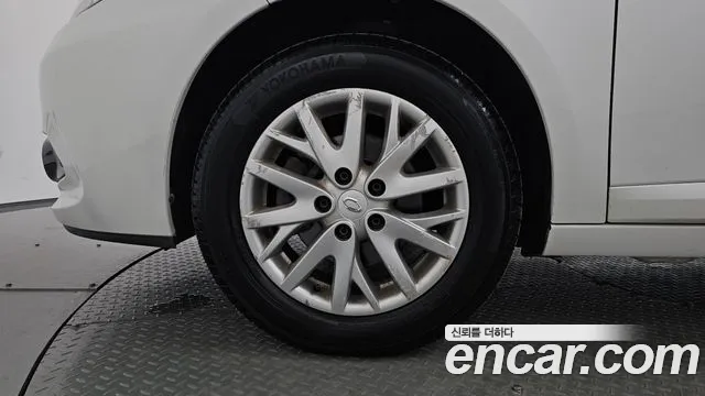 Renault-KoreaSamsung Fluence 2013 thumb 5