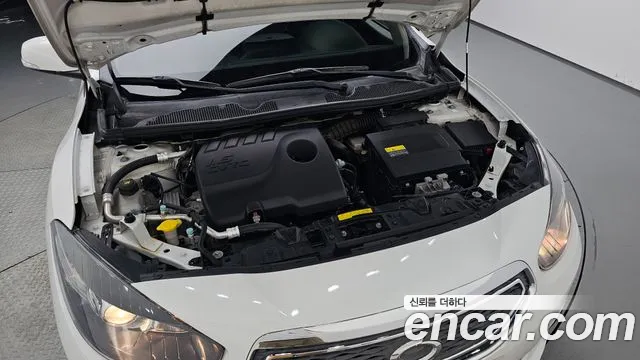Renault-KoreaSamsung Fluence 2013 thumb 6